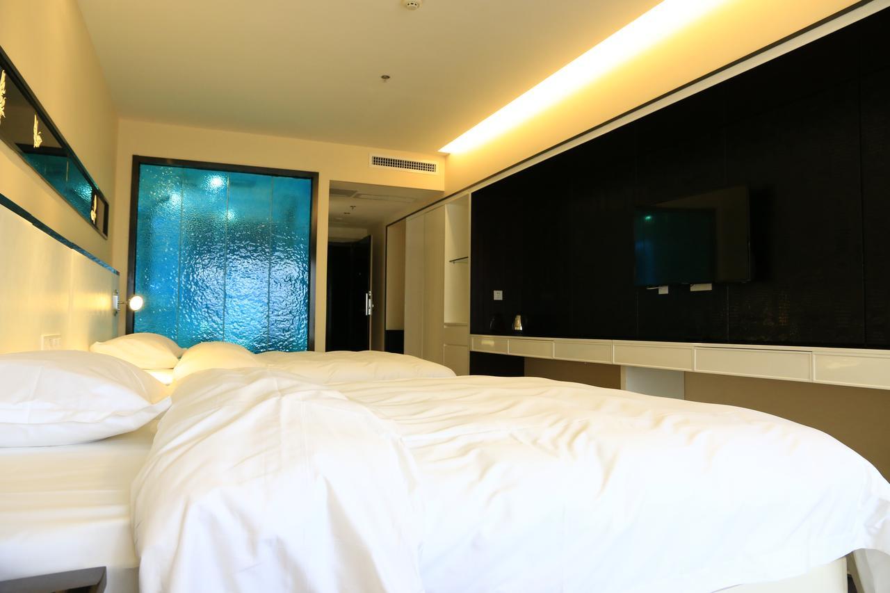 D•Mark Hotel Guiyang  Exteriör bild