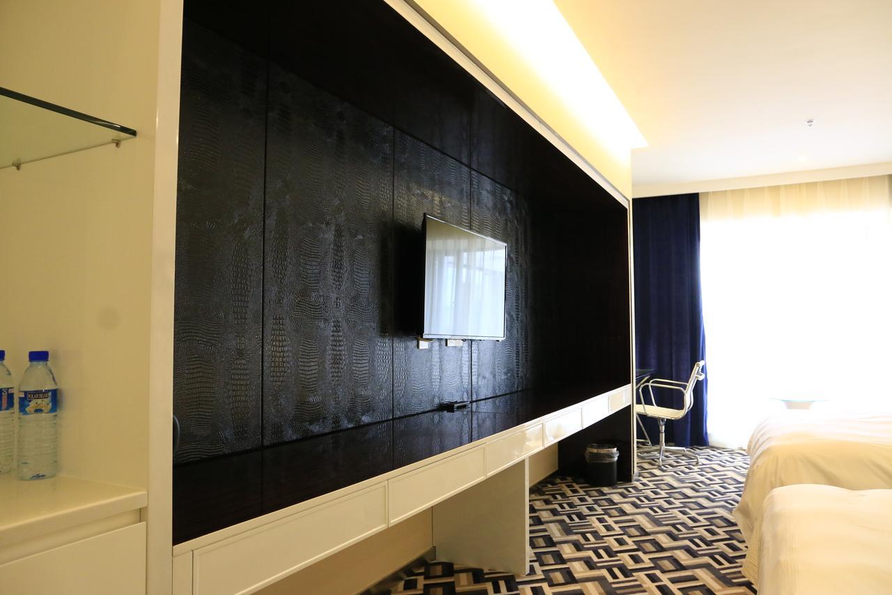 D•Mark Hotel Guiyang  Exteriör bild